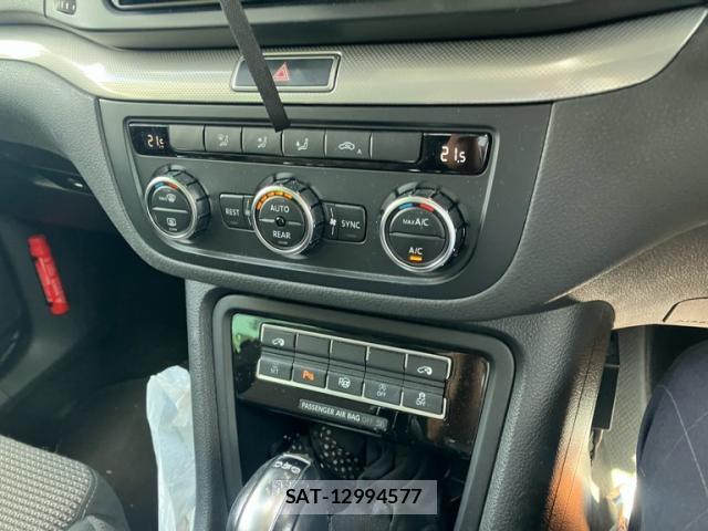 VolksWagen SHARAN 2013-08 8379598-14