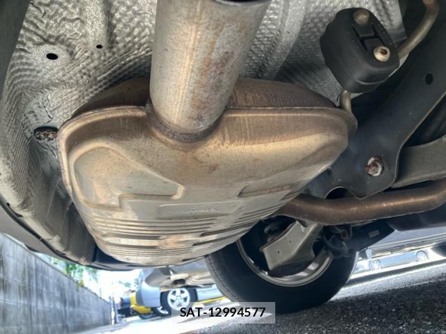 VolksWagen SHARAN 2013-08 8379598-17