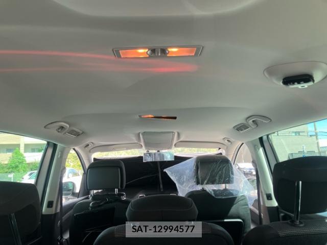 VolksWagen SHARAN 2013-08 8379598-18