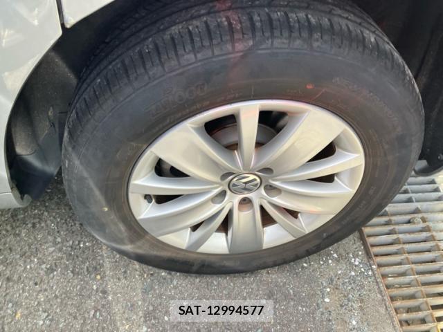 VolksWagen SHARAN 2013-08 8379598-4