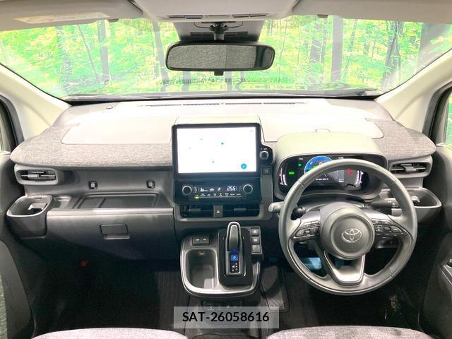 Toyota SIENTA 2022-11 8378572-1