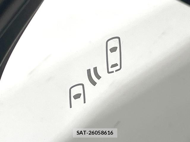 Toyota SIENTA 2022-11 8378572-4