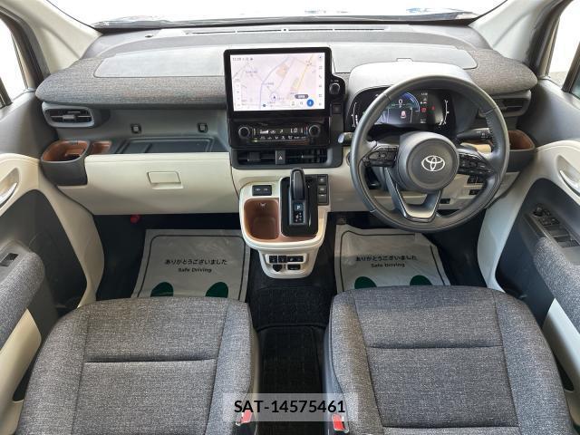 Toyota SIENTA 2023-05 8378615-1