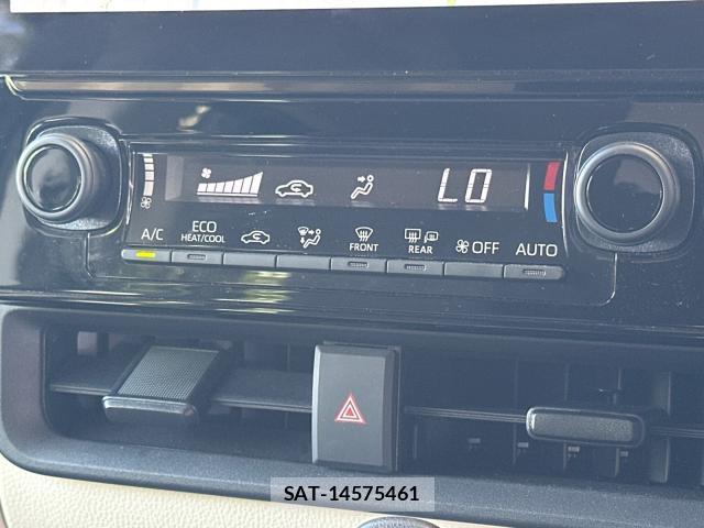Toyota SIENTA 2023-05 8378615-7