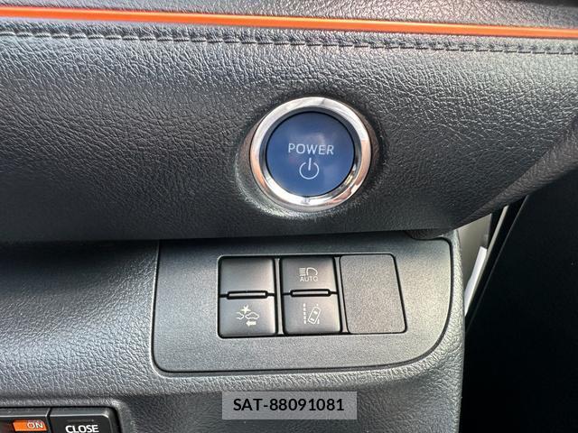 Toyota SIENTA 2018-10 8378633-10