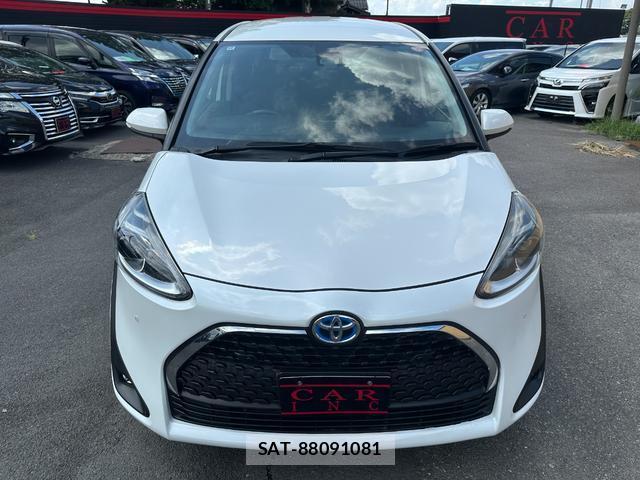 Toyota SIENTA 2018-10 8378633-12