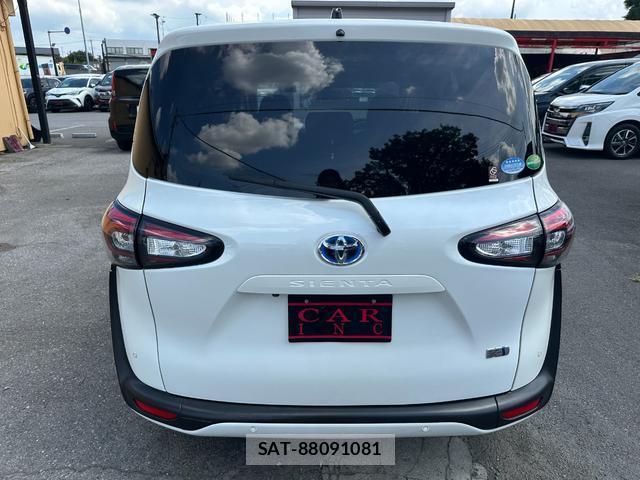 Toyota SIENTA 2018-10 8378633-17