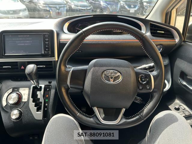 Toyota SIENTA 2018-10 8378633-2