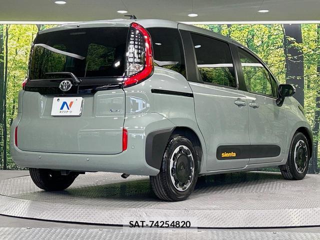 Toyota SIENTA 2024-08 8378635-16