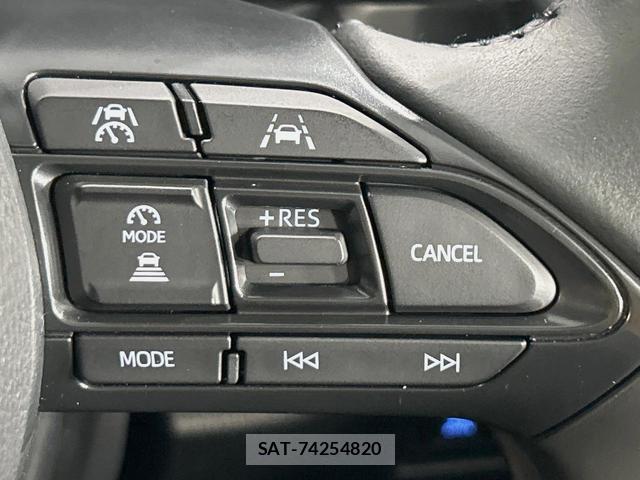 Toyota SIENTA 2024-08 8378635-5