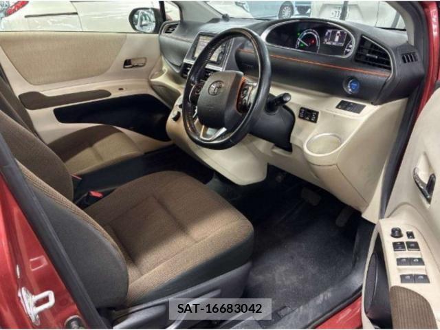 Toyota SIENTA 2017-03 8378782-2