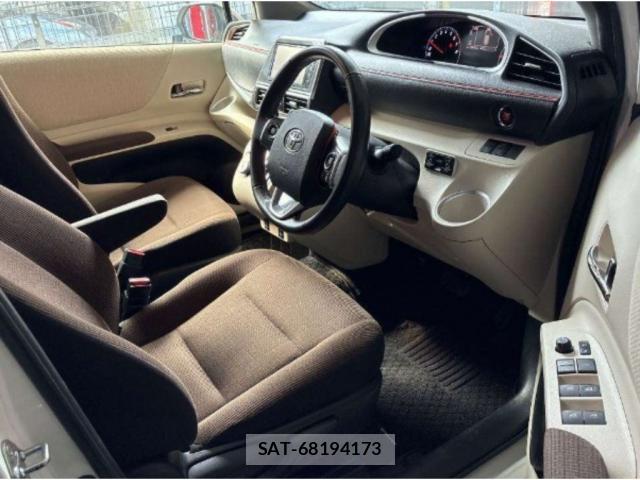 Toyota SIENTA 2015-10 8378847-2