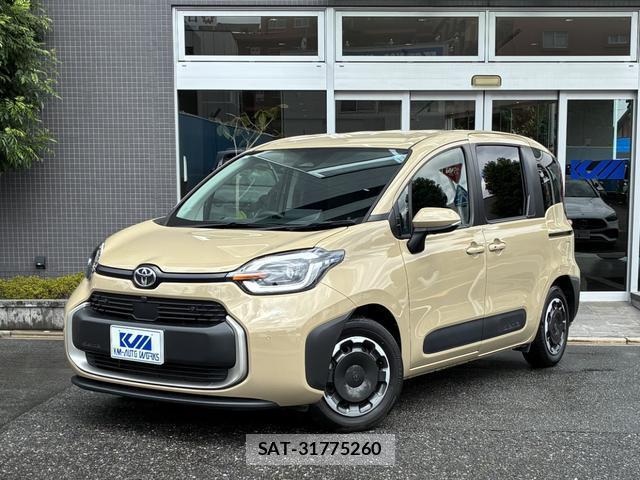 Toyota SIENTA 2024-02 8379121-0