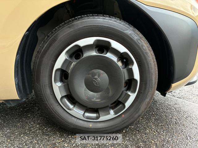 Toyota SIENTA 2024-02 8379121-11