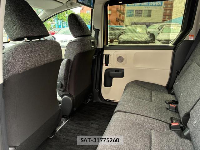 Toyota SIENTA 2024-02 8379121-18