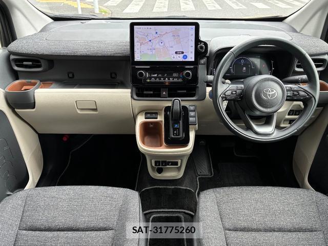 Toyota SIENTA 2024-02 8379121-2