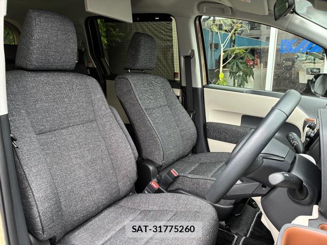 Toyota SIENTA 2024-02 8379121-3