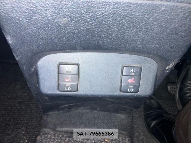 Toyota SIENTA 2017-02 8379126-18