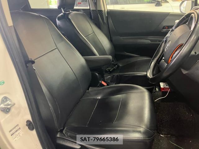 Toyota SIENTA 2017-02 8379126-3