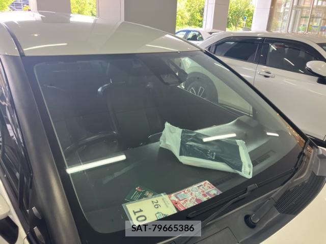 Toyota SIENTA 2017-02 8379126-6
