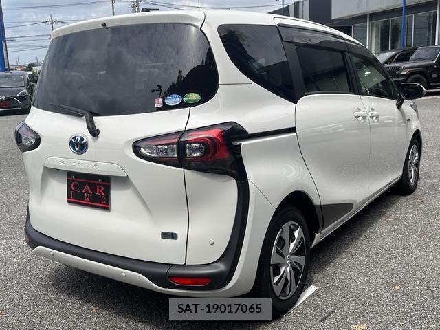 Toyota SIENTA 2019-08 8379327-10