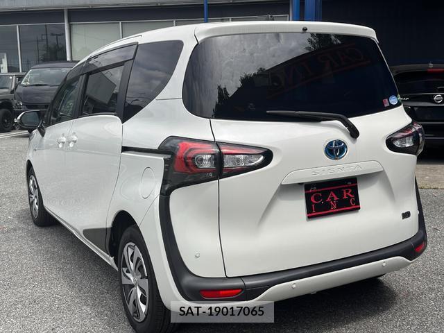 Toyota SIENTA 2019-08 8379327-12