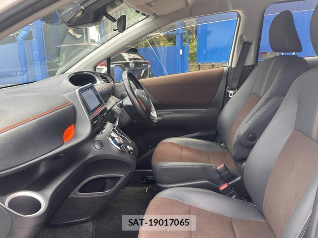 Toyota SIENTA 2019-08 8379327-15