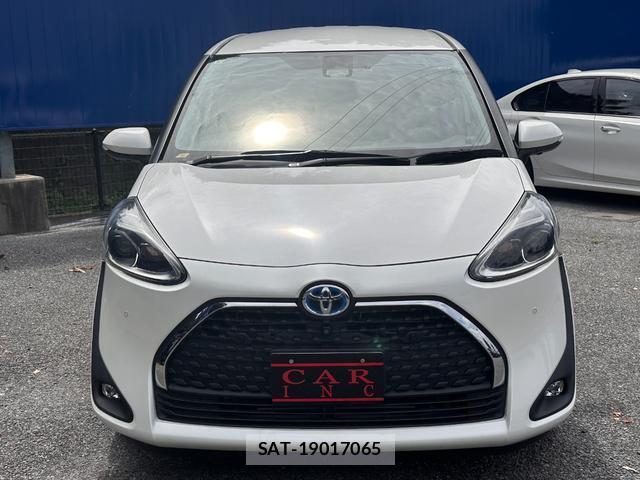Toyota SIENTA 2019-08 8379327-7