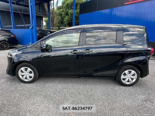 Toyota SIENTA 2021-06 8379328-13