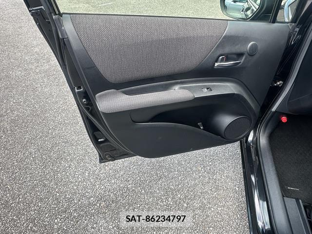 Toyota SIENTA 2021-06 8379328-14