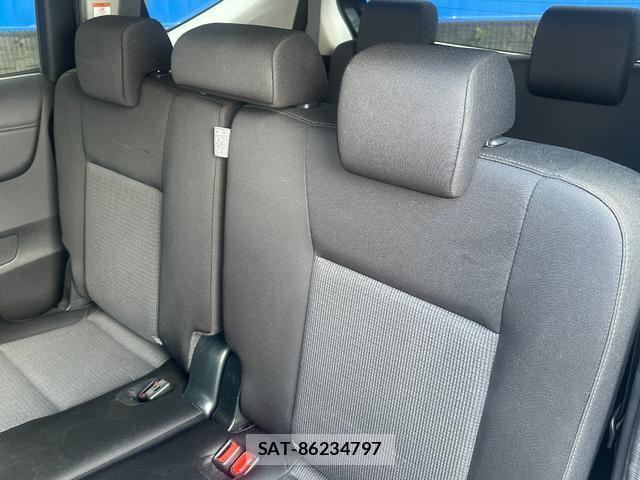 Toyota SIENTA 2021-06 8379328-18