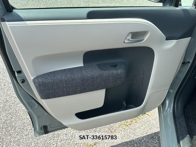 Toyota SIENTA 2023-06 8379329-13