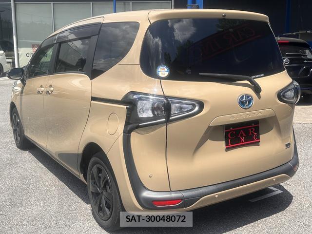 Toyota SIENTA 2021-08 8379345-6