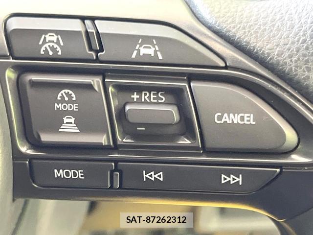 Toyota SIENTA 2024-10 8379399-4