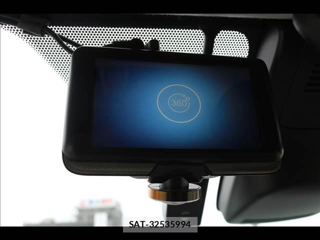 Toyota SIENTA 2017-07 8379505-15