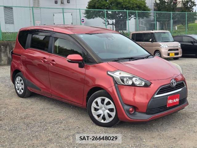 Toyota SIENTA 2015-12 8379629-1