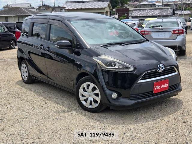 Toyota SIENTA 2015-12 8379630-1