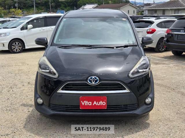 Toyota SIENTA 2015-12 8379630-11