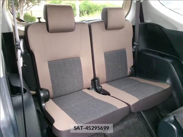 Toyota SIENTA 2020-09 8379773-11