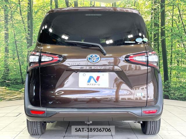 Toyota SIENTA 2018-08 8379941-15