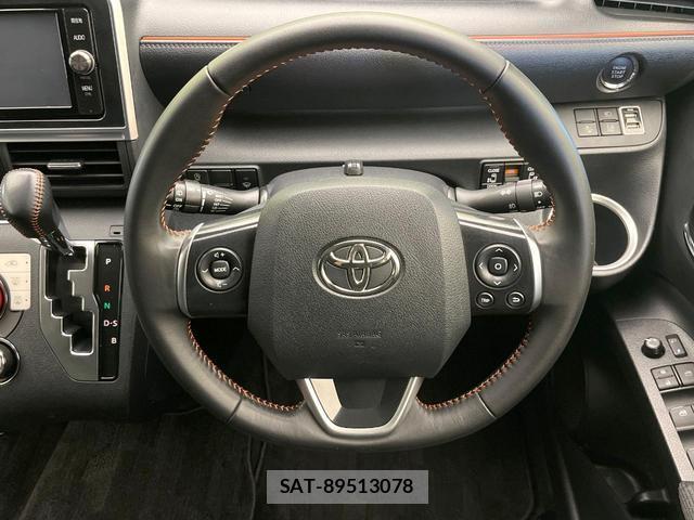 Toyota SIENTA 2018-08 8380050-11