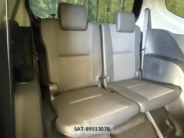 Toyota SIENTA 2018-08 8380050-9