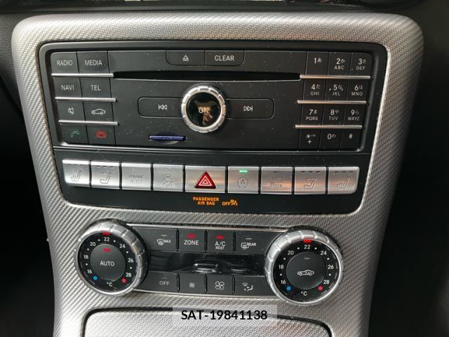 Mercedes Benz SLC 2016-05 8378886-19