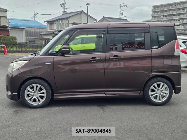 Suzuki SOLIO 2015-11 8379896-2