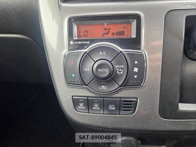 Suzuki SOLIO 2015-11 8379896-8