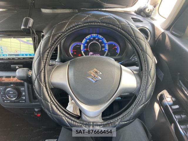Suzuki SPACIA 2013-10 8379129-14