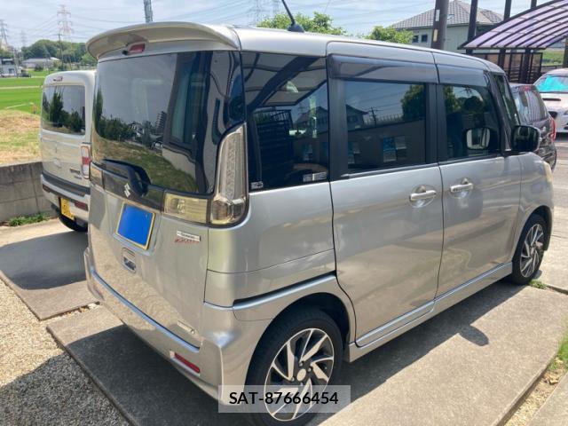 Suzuki SPACIA 2013-10 8379129-6