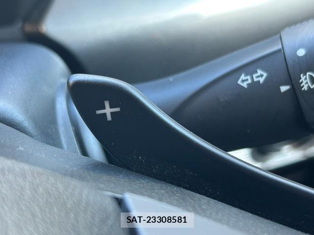 Suzuki SPACIA 2019-11 8379564-6
