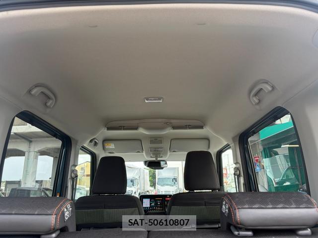 Suzuki SPACIA 2025-09 8379589-11
