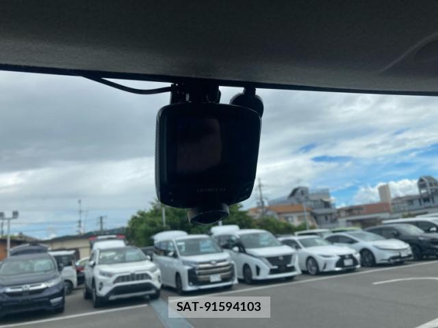 Suzuki SPACIA 2016-09 8379077-15